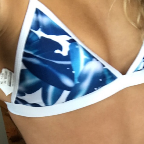 SAMMI Floral Print Bikini Set - Picture 3 of 5